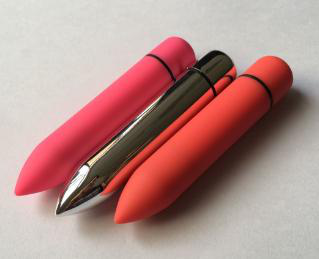 Long-Pointed Bullet Vibrator